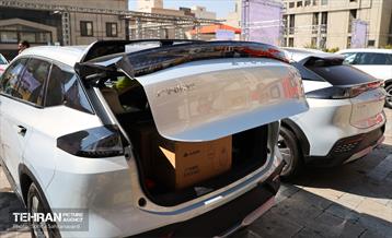 رونمایی از ناوگان برقی حمل و نقل عمومی شهر تهران 4