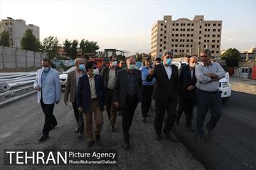 بازدید شهردار تهران از ضلع جنوبی خیابان استاد معین در پادگان جی 7