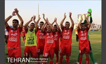 دیدار گسترش فولاد و پرسپولیس در لیگ برتر فوتبال 24