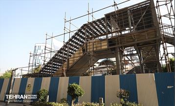 بازدید مدیرکل حوزه شهردار تهران از پروژه پل‌های مکانیزه عابرپیاده 10