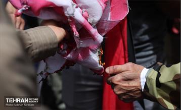 تجمع ضد اسرائیلی در میدان فلسطین 16