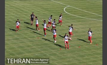 دیدار گسترش فولاد و پرسپولیس در لیگ برتر فوتبال 1