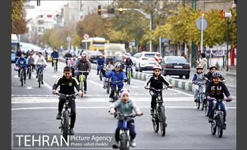 همایش دوچرخه سواری دانش آموزان در منطقه 11 10