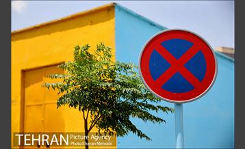 دیوار های رنگی محله هرندی 27