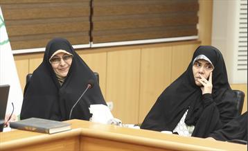 ضیافت افطار با بانوان نخبه شهر تهران 4