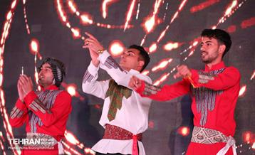 ویژه برنامه شاد و خانواده محور باغ رمضان 23