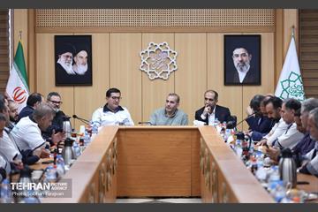 نشست هم‌اندیشی با رابطین و فعالان اسکان آسیب دیدگان جنگ رمضان 52