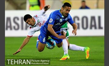 دیدار تیم های فوتبال استقلال و لوکوموتیو تاشکند