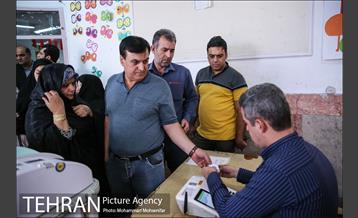 حضور مردم در انتخابات شورایاری محلات شهر تهران - ۲ 27