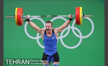 قهرمانی کیانوش رستمی در وزنه برداری المپیک ریو 5