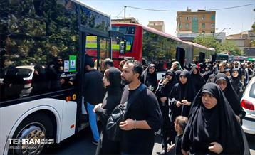 خدمات‌رسانی ناوگان اتوبوسرانی در مراسم تشییع آقای شهید ایران 1