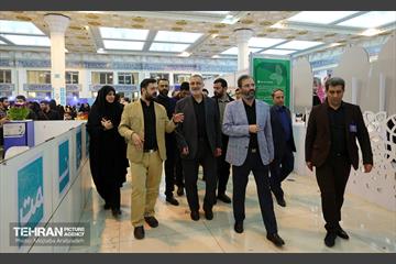 حضور شهردار تهران در نمایشگاه قرآن 37