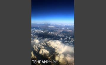 بر فراز ابرها‎ 4