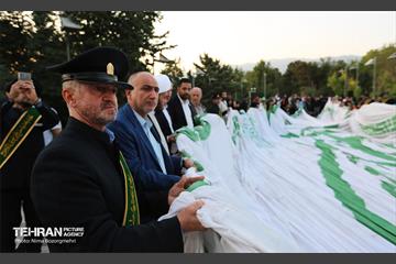 اهتزاز پرچم علوی در آستانه عید غدیر خم 3