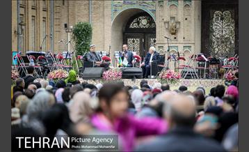 حضور شهردار تهران در جشن نوروزی میدان مشق 24