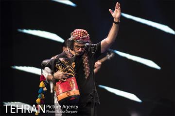 کنسرت آنلاین گروه لیان و جناب خان 8