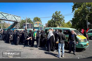 خدمت‌رسانی رایگان تاکسی‌های شهری به شرکت‌کنندگان مراسم تشییع پیکر آقای شهید ایران 6