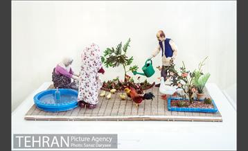 مجسمه مینیاتورهای جهانگیرارجمند در باغ موزه نگارستان 15