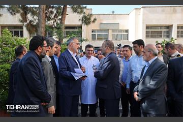 آیین ساخت پارکینگ طبقاتی در بیمارستان شریعتی 1