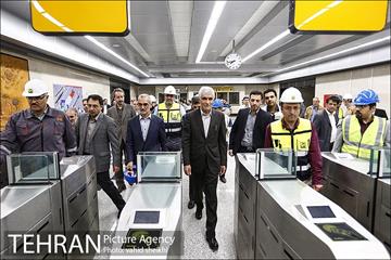 بازدید شهردار تهران از خط ۷ مترو  8