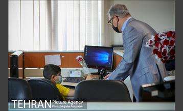 پانزدهمین سالروز تأسیس سامانه نظارت همگانی ١٨٨٨