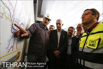 بازدید شهردار تهران از خط ۷ مترو  3