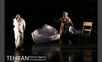 نمایش سقراط‎ 6