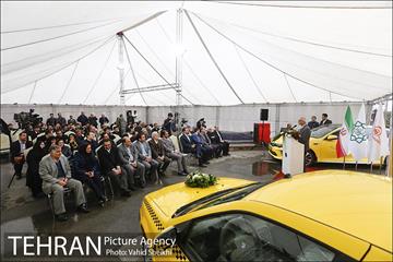 مراسم رونمایی از ناوگان نوسازی شده تاکسیرانی  22