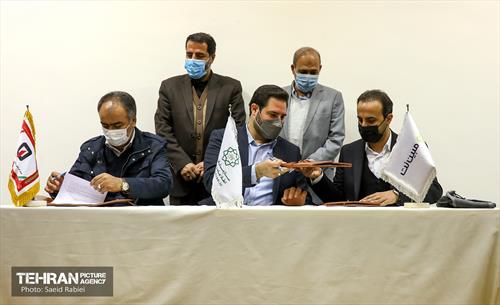 مراسم اعطای نخستین پروانه اپراتوری پایش هوشمند حریق ساختمان‌های تهران 27