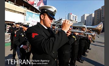 اجرای گروه موزیک به مناسبت سالگرد ورود امام خمینی (ره) 22