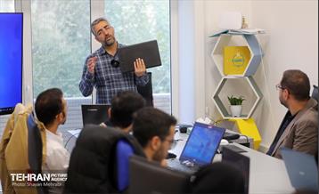 دوره گرافیک تبلیغاتی مدرسه کندو 5