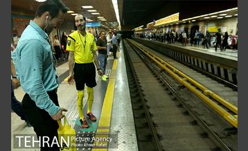 پرفورمنس آموزش فرهنگسازی قوانین مترو به مناسبت جام جهانی 10