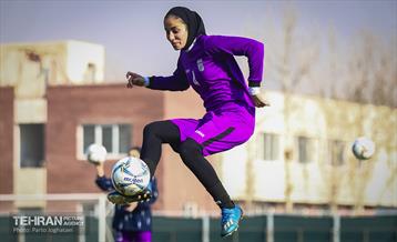 تمرین تیم ملی فوتبال زنان 17