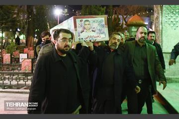 وداع با پیکر شهید «قریب رضا دارابی» 40