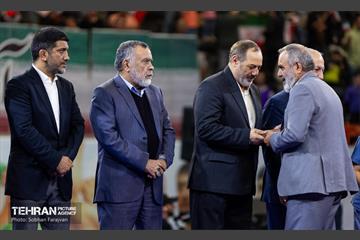 مراسم تجلیل از کشتی‌گیران قهرمان جهان (جشنی برای ایران) 80