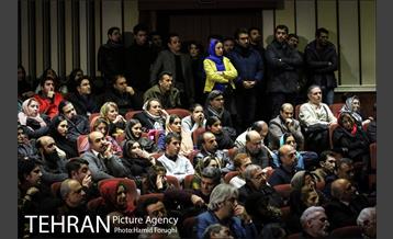 رونمایی کتاب کیوان ساکت در فرهنگسرای ارسباران 13