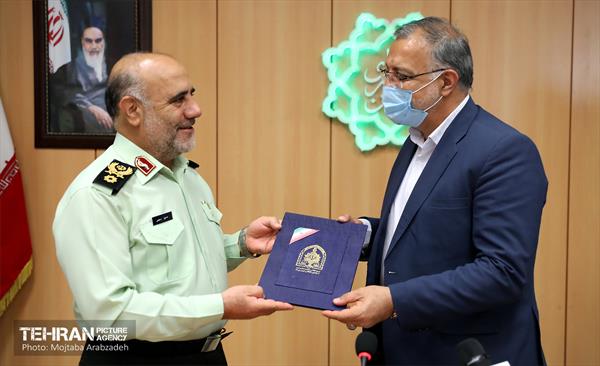 نشست شهردار تهران با فرمانده نیروی انتظامی تهران بزرگ 24