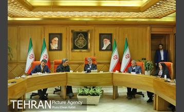 ابلاغ حکم پیروز حناچی، شهردار تهران توسط وزیر کشور 5