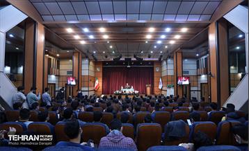 دیدار شهردار تهران با دانشجویان دانشگاه تربیت معلم رجایی 17