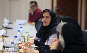 نشست صمیمانه شهردار منطقه 18 با اصحاب رسانه 16