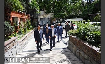 بازدید رئیس شورای شهر از مرکز ارتباطات شهرداری 2