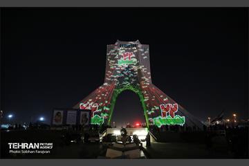 نورافشانی جشن پیروزی انقلاب اسلامی در میدان آزادی 32