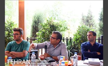 تور خبری بازدید از اماکن تاریخی منطقه ۴ و نشست خبری شهردار منطقه ۴  32