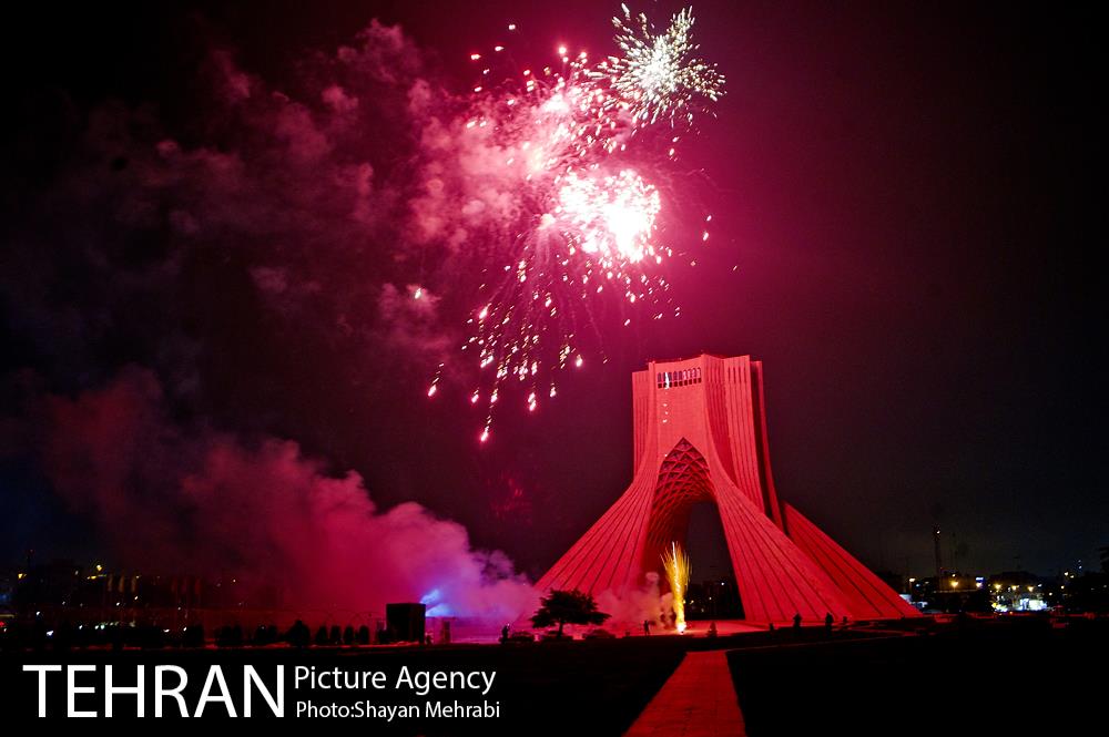 جشن نور نیمه شعبان در میدان آزادی 6