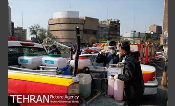 عملیات ضدعفونی المان های شهری منطقه 6 3