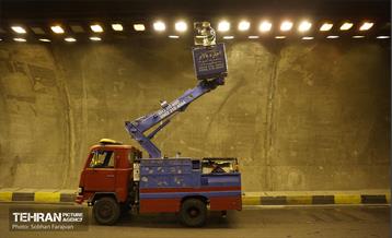 تعمیر و نگهداری تونل نیایش  38