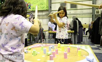 آیین افتتاحیه جشنواره نور و بازی‌های چوبی  3