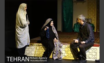 نمایش همسایه آقا‎ 28