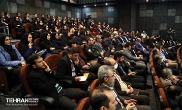 نخستین نشست تخصصی مدیران حوزه سرمایه انسانی واحد‌های تابعه شهرداری تهران 24