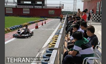 پیست کارتینگ مجموعه ورزشی آزادی 12